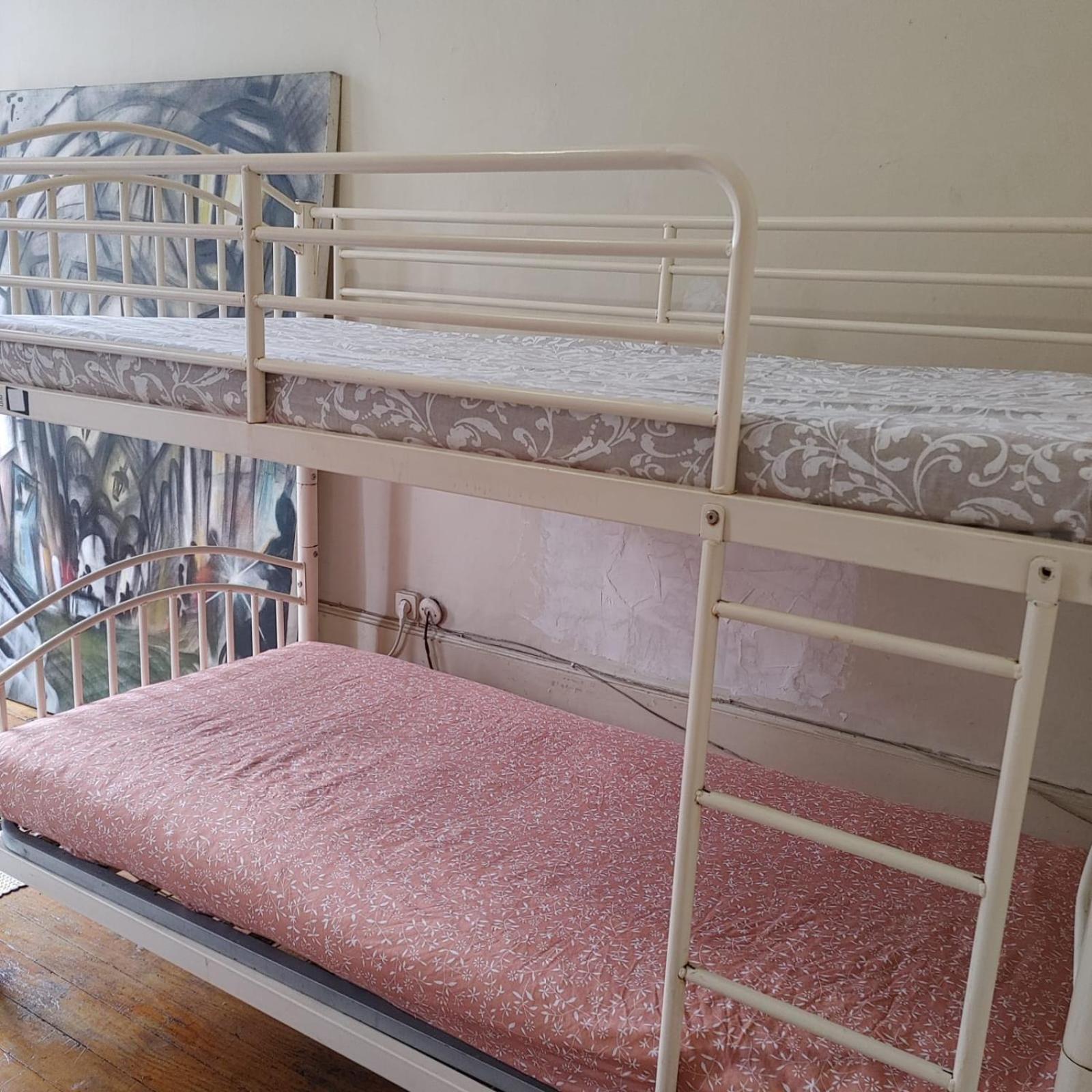 Dans L'Atelier Hostel Unidade Porta Nova Брага Экстерьер фото