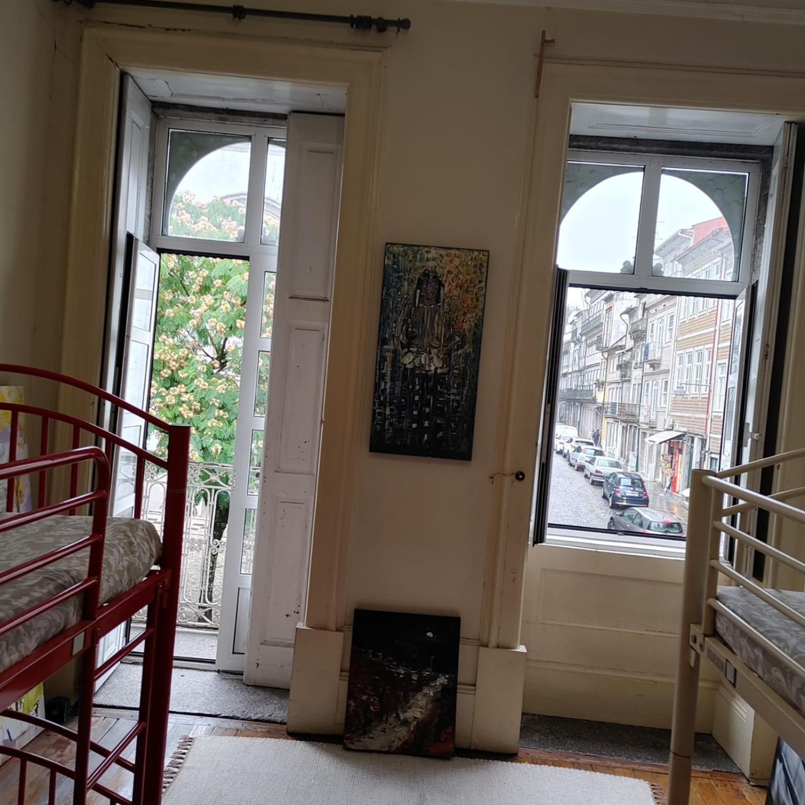 Dans L'Atelier Hostel Unidade Porta Nova Брага Экстерьер фото